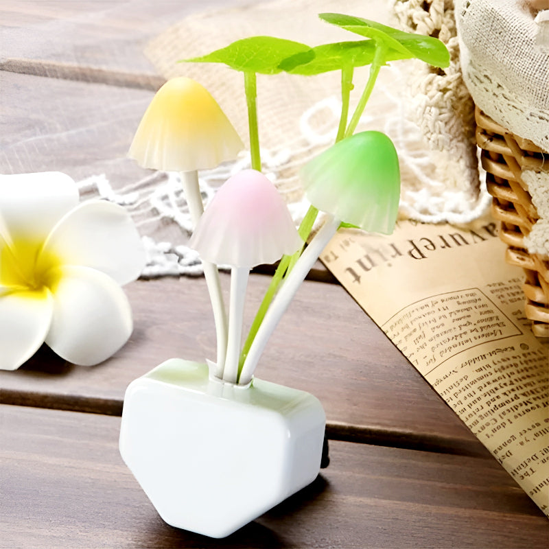 Night Light – Color-Changing Sensor Lamp with Dusk-to-Dawn Auto On/Off, Plug-in Night Light for Kids